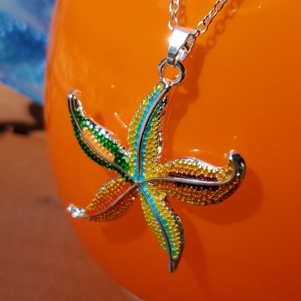 Starfish Necklace and Earrings Set - Picture 2 of 9